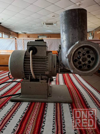 Продам мясорубку профессиональную Донецк - изображение 2