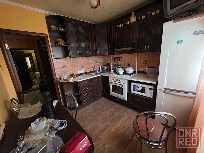 Сдается отличная 3ком Текстильщик Кировский район Донецк - изображение 1