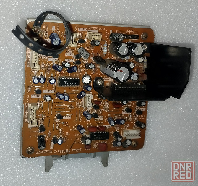 Плата стерео усилителя с телевизора Тoshiba 289x4mt(1989 год Япония) Донецк - изображение 1