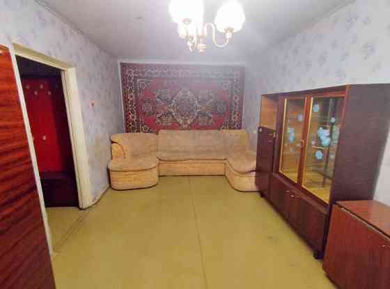 Срочно продам 2-х ком кв-ру на Щетинина 4/9ти Донецк