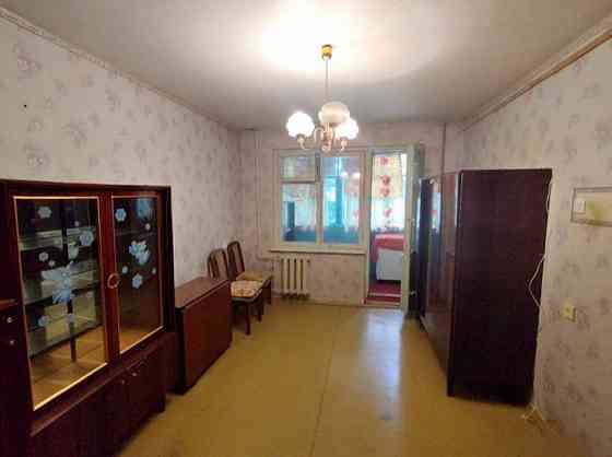 Срочно продам 2-х ком кв-ру на Щетинина 4/9ти Донецк