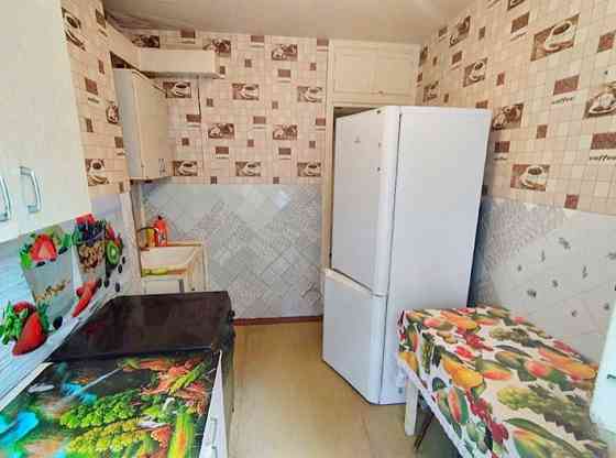 Срочно продам 2-х ком кв-ру на Щетинина 4/9ти Донецк