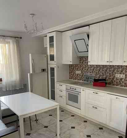 Двухкомнатная квартира мкр. Донской, кафе "Базилик" Донецк