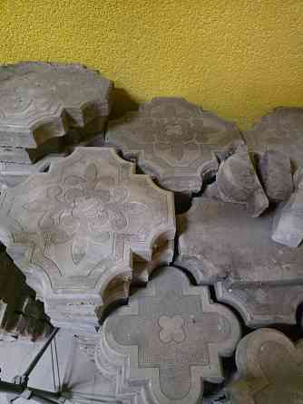 Плитка фэм б/у примерно 12 км в. Донецк