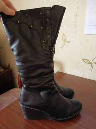 Продаю зимние сапоги Донецк