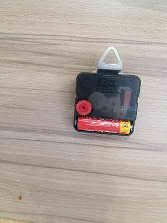 Продам часы механизм тихий ход Донецк