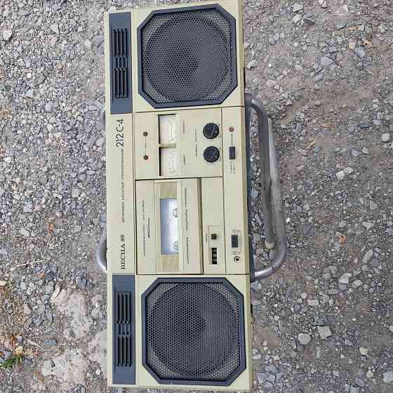 Продам магнитофон весна 212с-4 Донецк