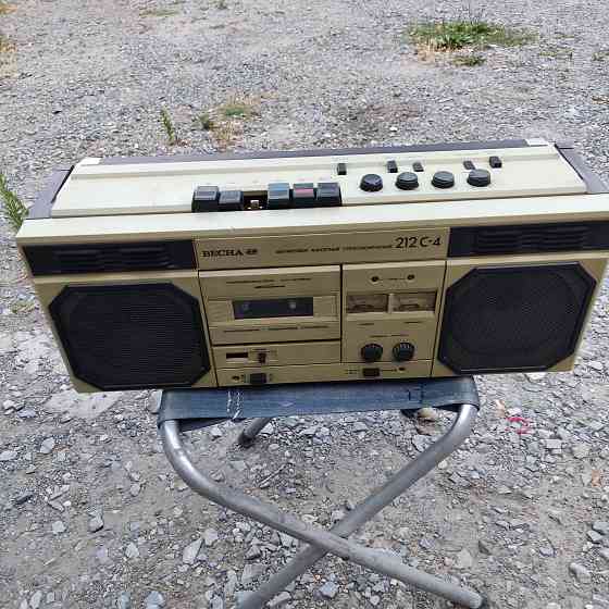 Продам магнитофон весна 212с-4 Донецк