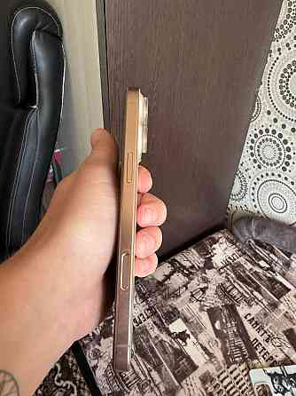 Продам Iphone 16 Pro Max Стаханов