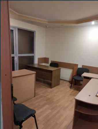 Аренда 40м офис 3 кабинета около к-р "Звездочка" Донецк