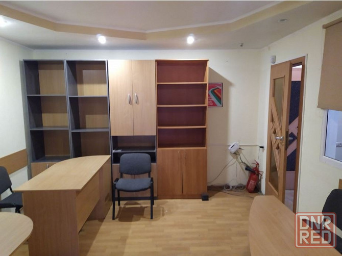 Аренда 40м офис 3 кабинета около к-р "Звездочка" Донецк - изображение 1
