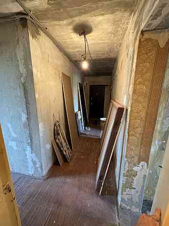 Срочно 2к квартал Строитель Макеевка