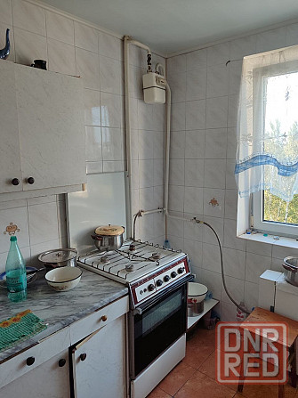 Срочно 3к кв-л Железнодорожный Макеевка - изображение 4