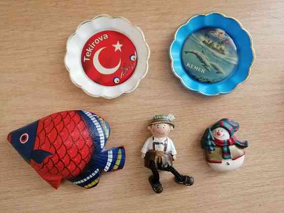 Продам магниты на холодильник Донецк