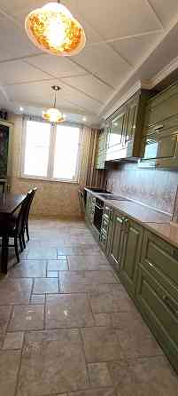 Продам 3-х комнатную в Новострое 100 м² + Паркоместо. Ремонт. Донецк