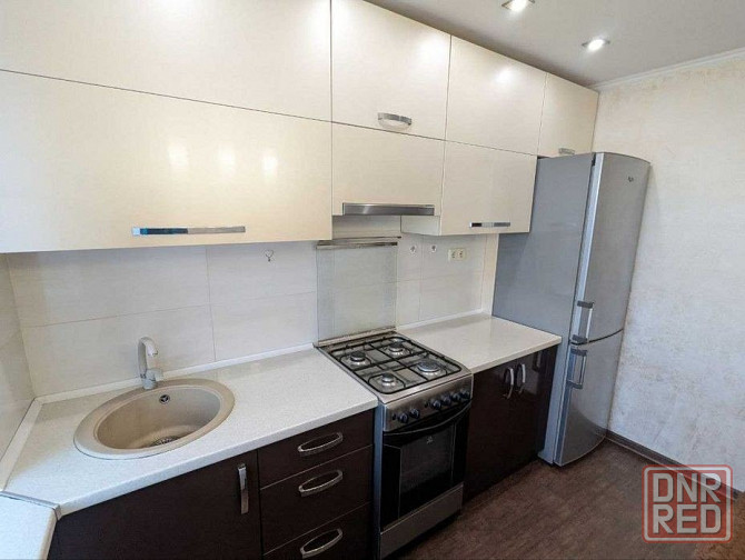 Сдам комфортную 2- комнатную квартиру в Куйбышевском районе ориентир проспект Панфилова Донецк - изображение 2