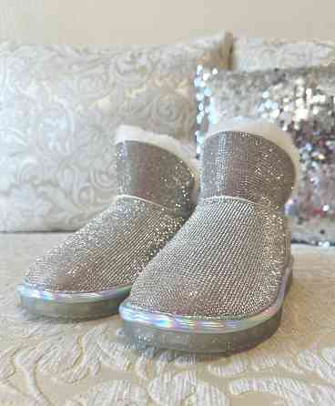 Красивые зимние блестящие угги с камнями, зимние сапоги, ботинки, натуральный мех Донецк