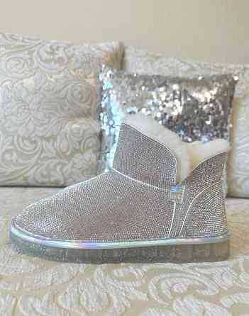 Красивые зимние блестящие угги с камнями, зимние сапоги, ботинки, натуральный мех Донецк