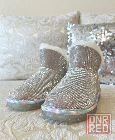 Красивые зимние блестящие угги с камнями, зимние сапоги, ботинки, натуральный мех Донецк - изображение 2