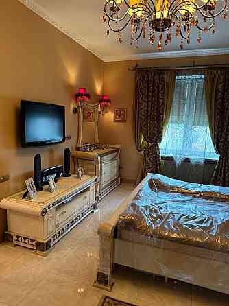 Продам 4к кв центр лучший новострой города Донецк