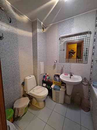 3-х ком. квартира 65 м2 в Калининском р-не.б. Шахтостроителей Донецк