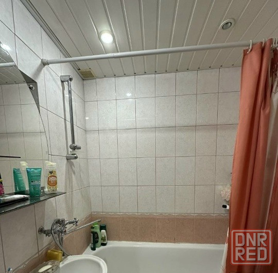 сдаётся трёхкомнатная квартира 59 м.кв. с косметическим ремонтом в отличном районе Донецка. Донецк - изображение 5