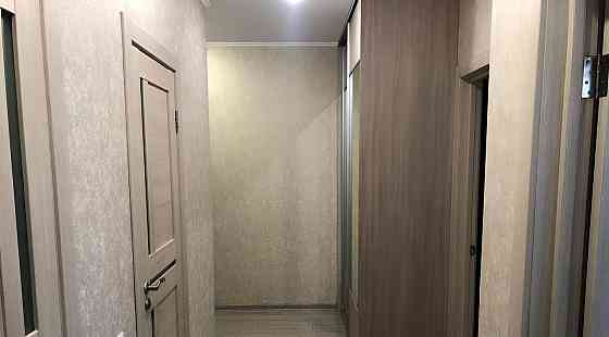 даю двухкомнатную квартиру 60.0 м² этаж 3/9 город Донецк, Киевский район Маяк Донецк