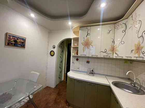 Продаётся 2-х к. кв., ул. Козыря, м- он Широкий Донецк