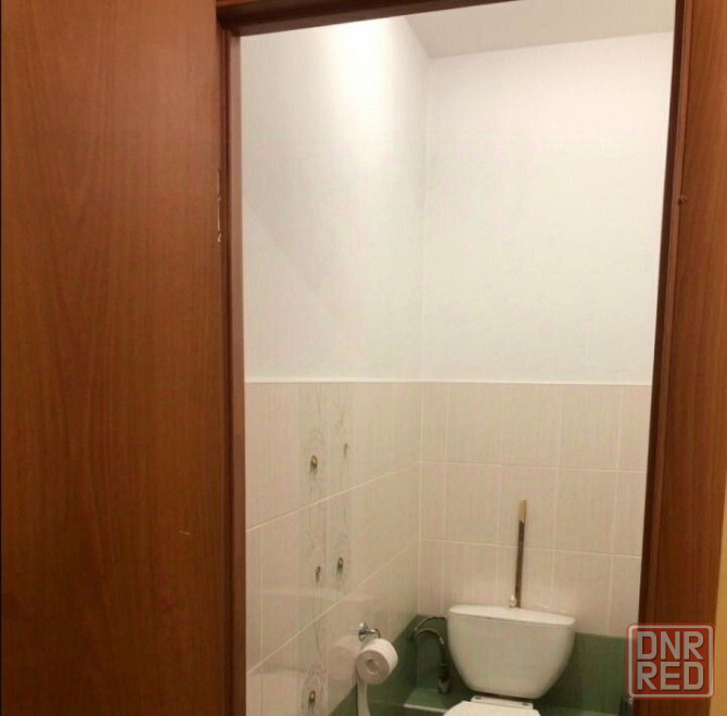 Сдаю двухкомнатную квартиру 64.0 м² этаж 5/10 город Донецк, Кировский район, мкр Донецк - изображение 5