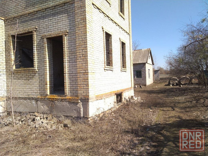 Продам землю с недостроенным домом. Докучаевск - изображение 4