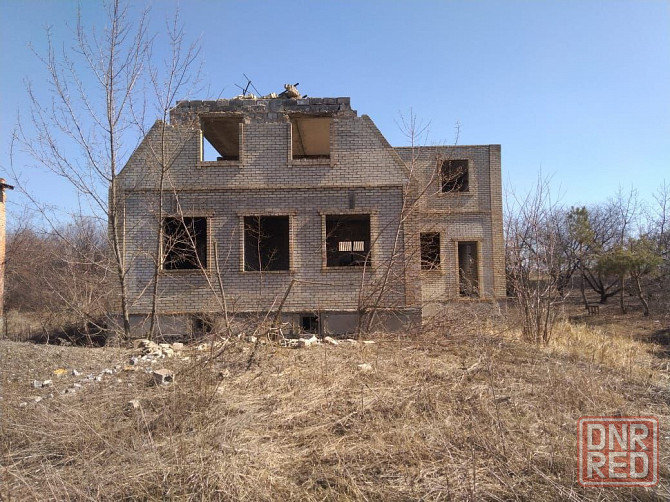 Продам землю с недостроенным домом. Докучаевск - изображение 1