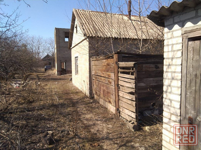 Продам землю с недостроенным домом. Докучаевск - изображение 7