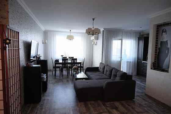 3-комнатная трехкомнатная Квартира с Дизайнерским ремонтом Донецк