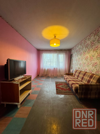 Продажа 1-комнатной квартиры 4/5 в самом центре г. Харцызска, м-н Металлург Харцызск - изображение 1