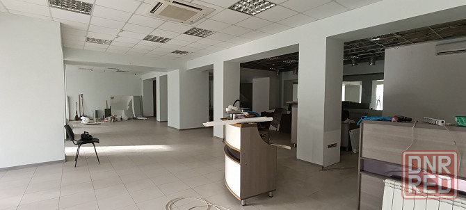 Сдам Автосалон 360 м² в Центре. Ремонт. Большая площадка. Парковка. Первая линия. Донецк - изображение 1