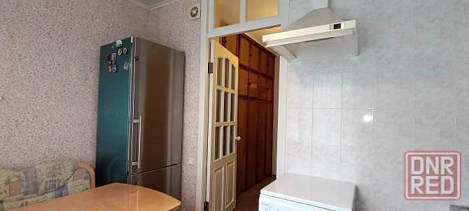 Продам 3-х комнатную 2/9 на Донском, Буденновский район. Холл. Донецк - изображение 1