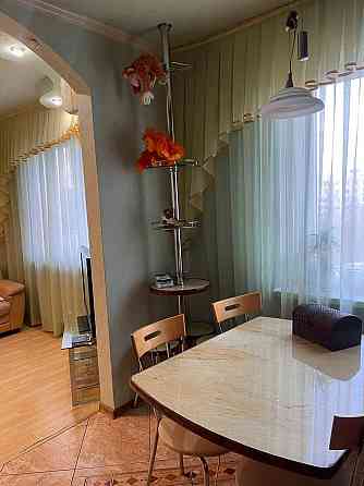 Сдам посуточно 3к мирный Донецк