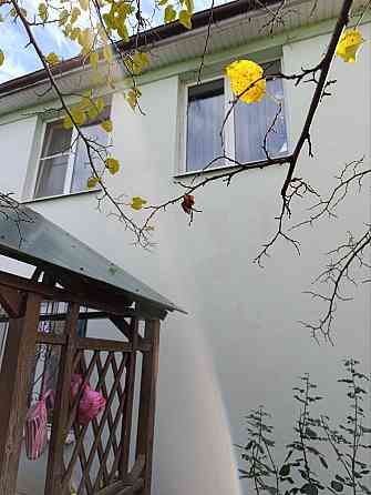 Продам 2х этажный дом со скважиной Донецк