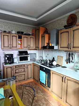 Продам 2х этажный дом со скважиной Донецк