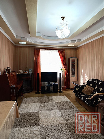 Продам 2х этажный дом со скважиной Донецк - изображение 1