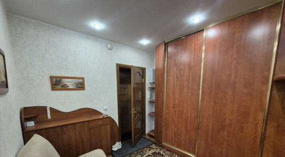 Сдаётся квартира с полной меблировкой и всей необходимой техникой. Донецк