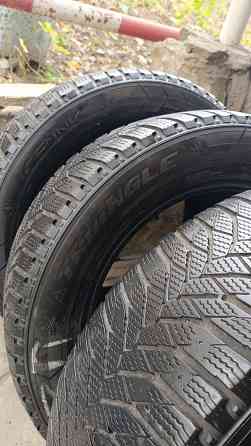 Продам зимнюю резину (комплект) 205/60R16 Донецк