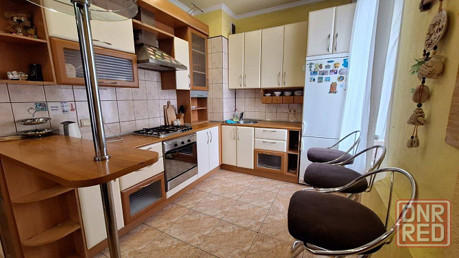 Сдаётся уютная 3-хкомнатная квартира в центре Киевского района! Ориентир Шахтерская площадь! Донецк - изображение 2