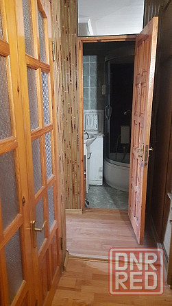 продается хорошпя 2к квартира на б-це Калинина,мед. институт Донецк - изображение 1