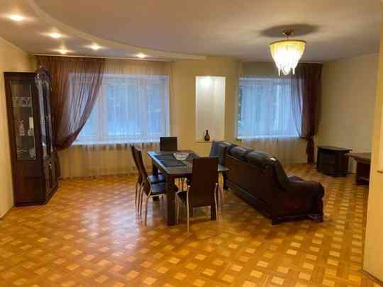 Сдаётся в аренду квартира Район : Ворошиловский Донецк