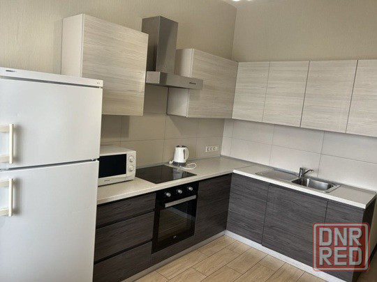 Сдаётся просторная двухкомнатная квартира в Ленинском районе Донецк - изображение 1