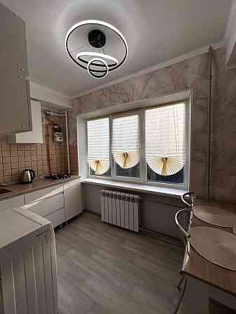 Сдам 2-комнатную квартиру в Калининском районе, Грузия. Донецк