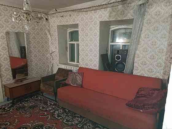 Продается дом в центре Макеевки с приватизированной землёй Макеевка