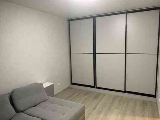 Сдаётся двухкомнатная квартира Район : Калининский Донецк