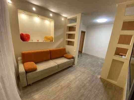 Сдаётся просторная однокомнатная квартира в Ленинском районе Донецк